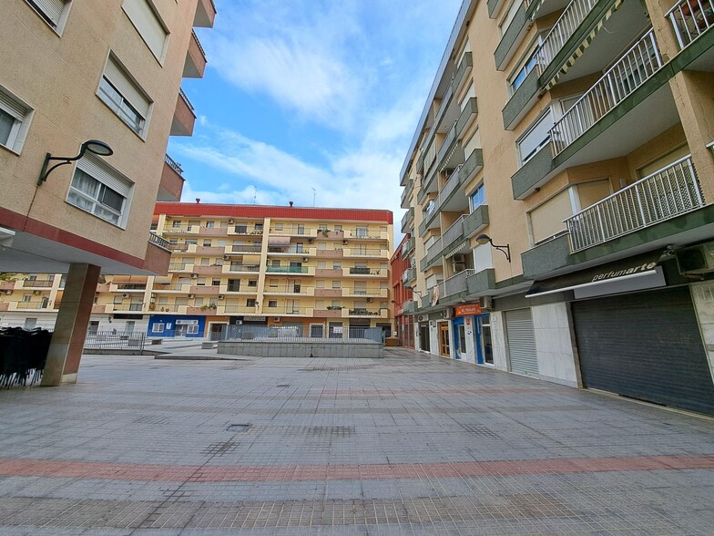 Local en Algemesí, Valencia en venta - Foto del edificio - Imagen 1 de 18