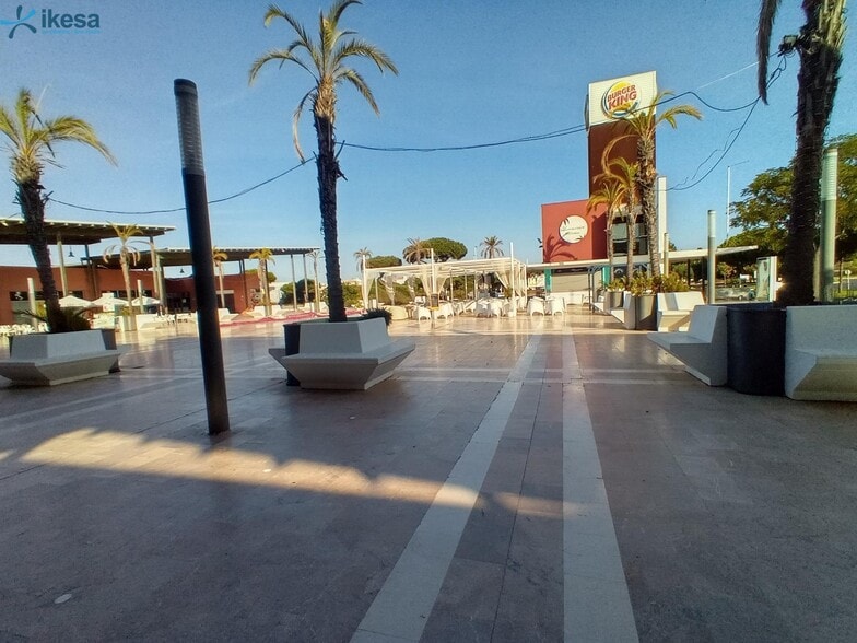 Local en Punta Umbría, Huelva en venta - Foto del edificio - Imagen 2 de 6