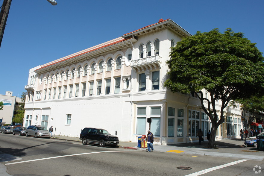 2484 Shattuck Ave, Berkeley, CA en alquiler - Foto del edificio - Imagen 1 de 2