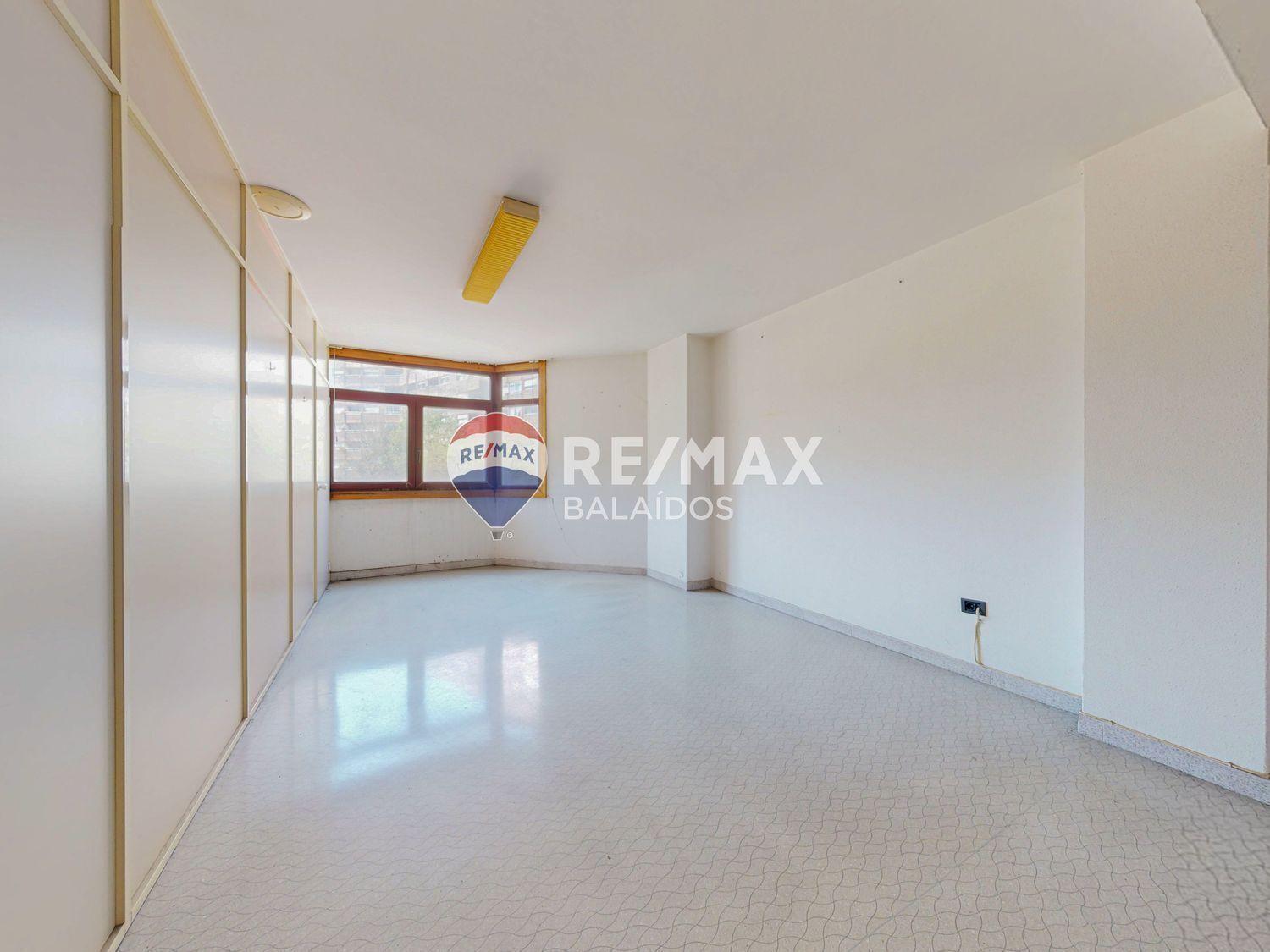 Oficina en Vigo, Pontevedra en venta Foto del edificio- Imagen 1 de 48