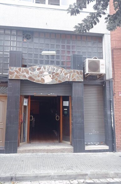 Edificio residencial en Cornellà de Llobregat, Barcelona en venta - Foto principal - Imagen 1 de 1