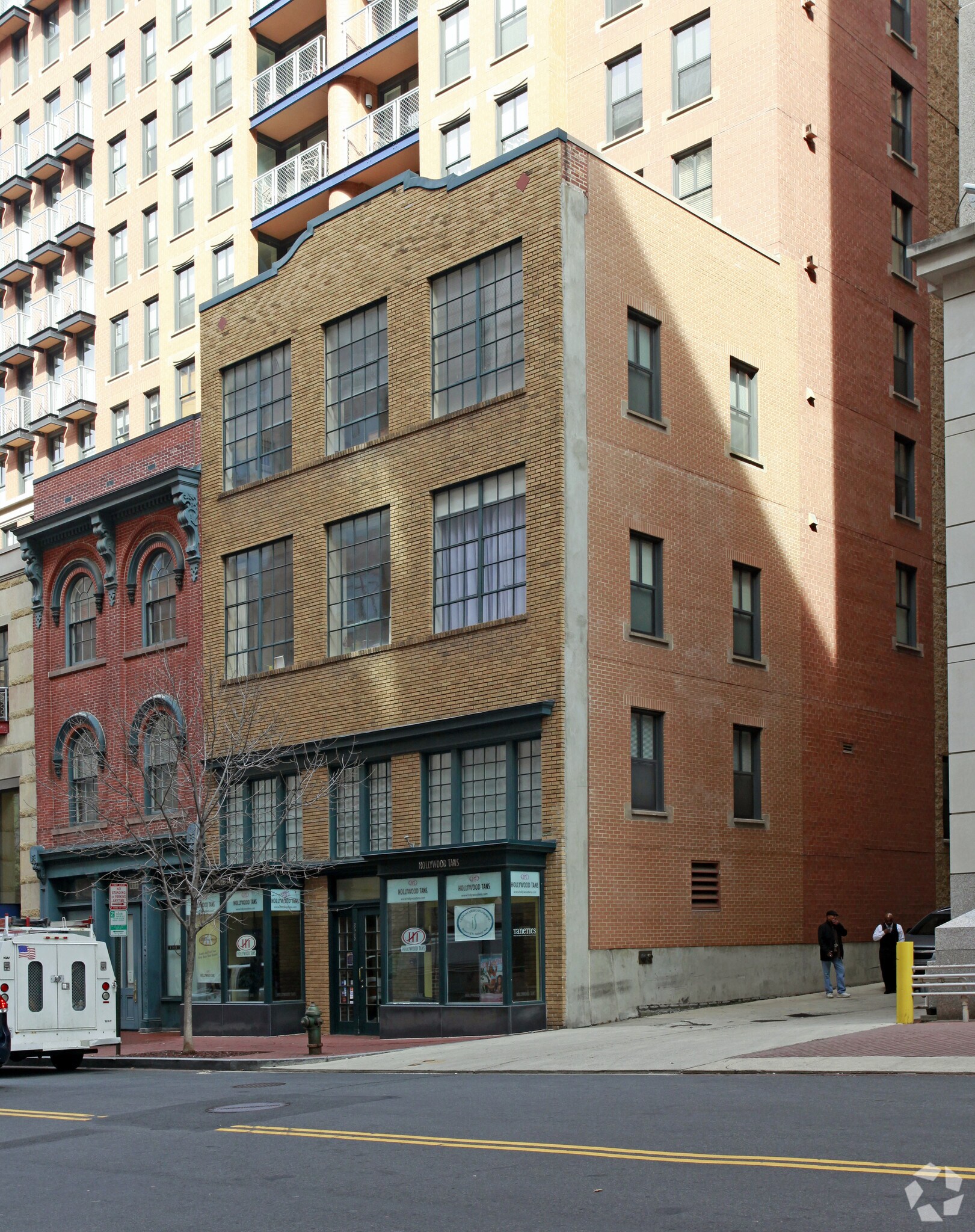 625-629 D St NW cartera de 2 inmuebles en venta en LoopNet.es Foto principal- Imagen 1 de 5