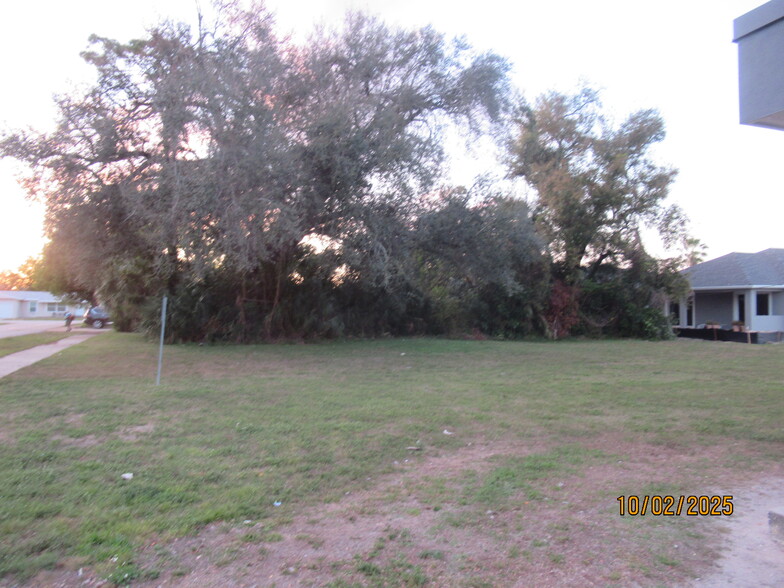 1925 Suwanee Ave, Fort Myers, FL en venta - Foto del edificio - Imagen 3 de 5