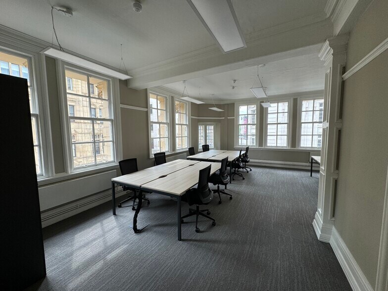 62-68 Cross St, Manchester en alquiler - Foto del edificio - Imagen 3 de 8