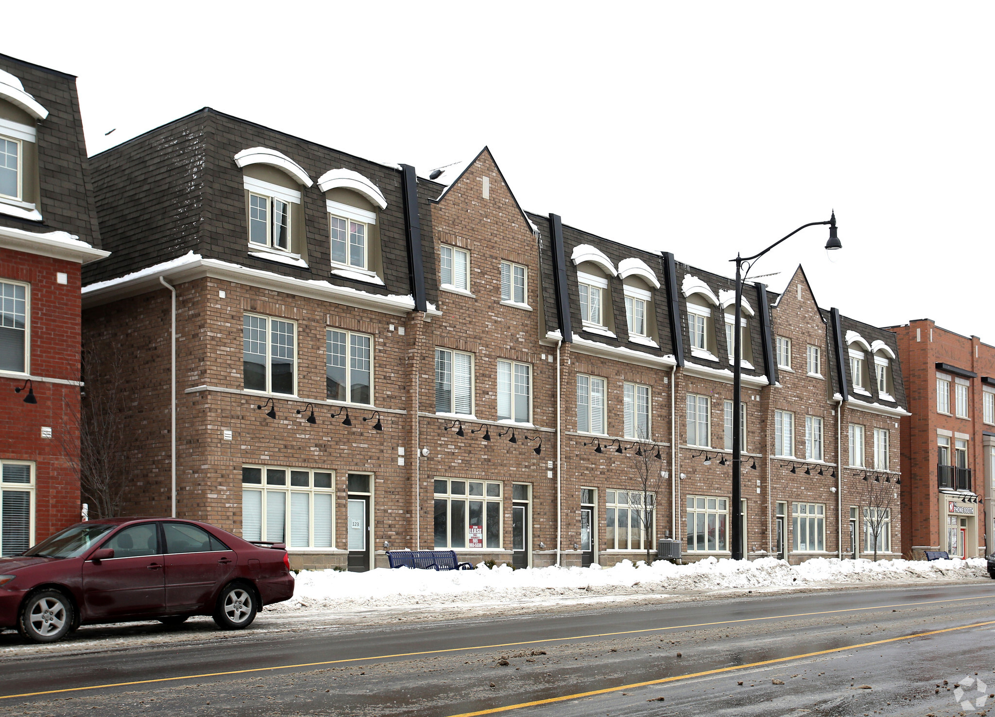 113-123 Inspire Blvd, Brampton, ON en alquiler Foto principal- Imagen 1 de 5