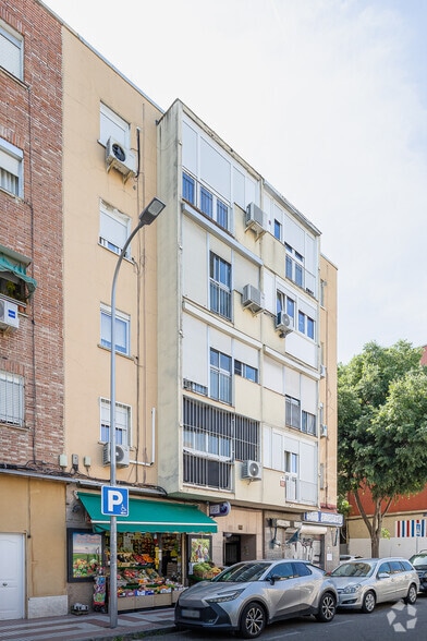 Calle del Castillo de Simancas, 22, Madrid, Madrid en alquiler - Foto del edificio - Imagen 2 de 2