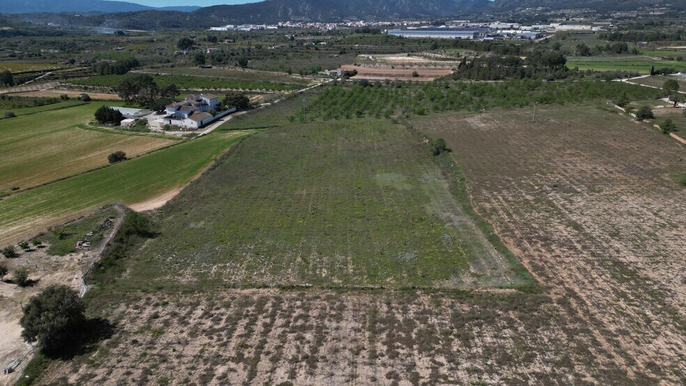 Terreno en L'Olleria en venta - Vista aérea - Imagen 2 de 8