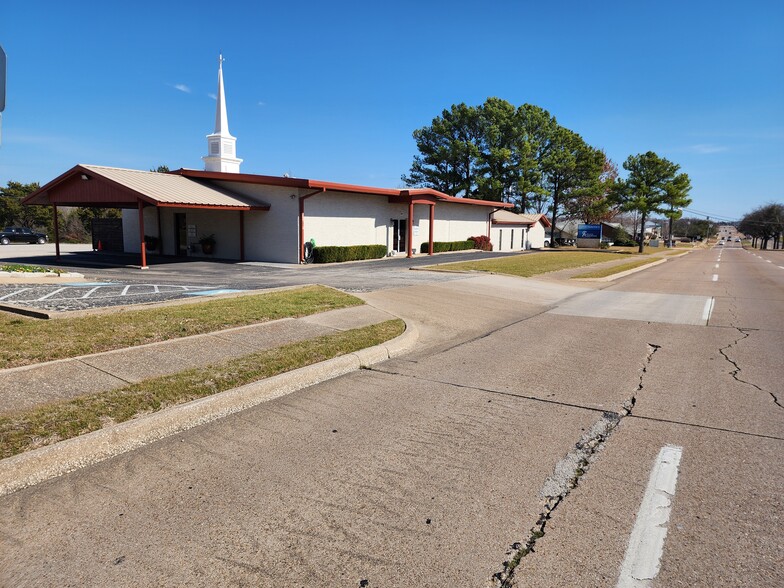 1730 Gross Rd, Mesquite, TX en venta - Foto del edificio - Imagen 2 de 21