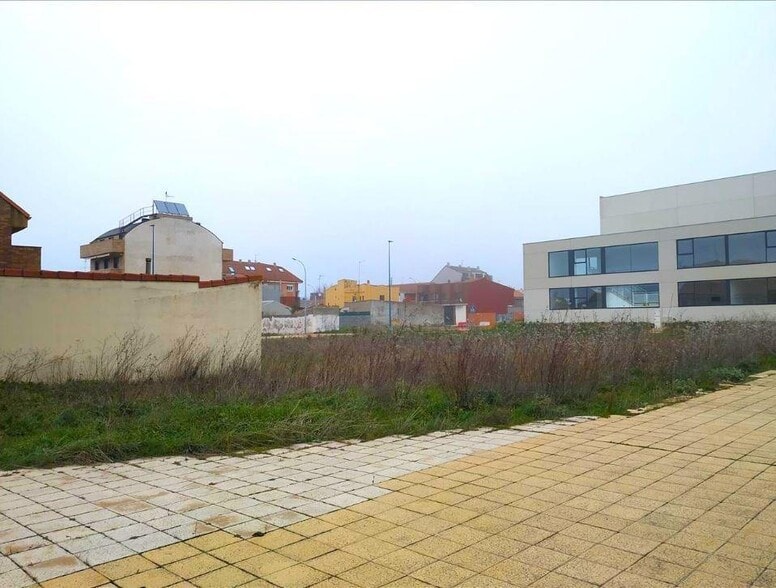 Terreno en León, León en venta - Foto del edificio - Imagen 3 de 7