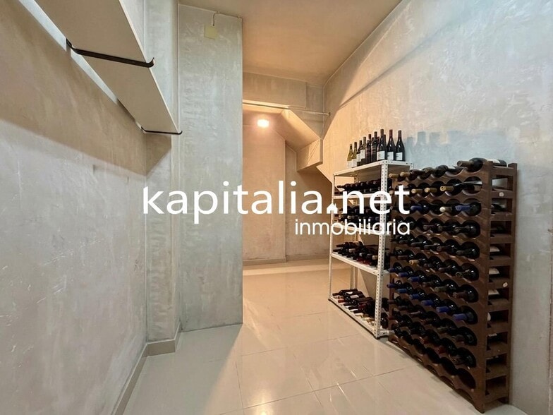 Local en Alcoy, Alicante en venta - Foto del interior - Imagen 2 de 8