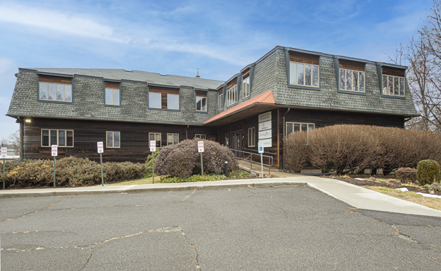 32 Industrial Dr E, Northampton, MA en venta - Foto del edificio - Imagen 3 de 28