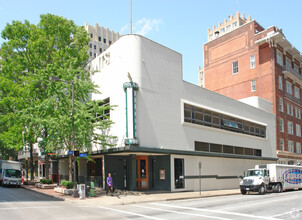 611 Houston St, Fort Worth, TX en alquiler Foto del edificio- Imagen 2 de 2