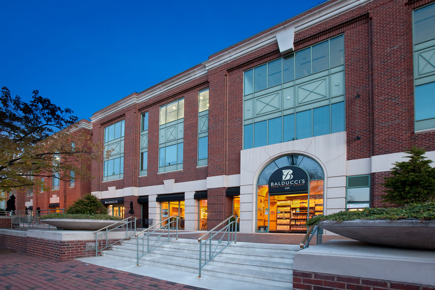 700 S Washington St, Alexandria, VA en alquiler - Foto del edificio - Imagen 2 de 6