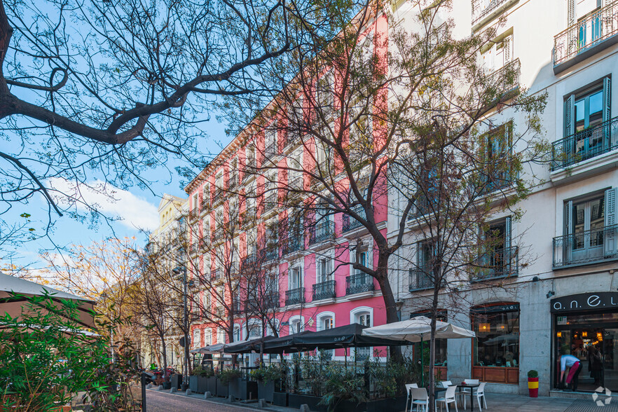 Calle De Salustiano Olózaga, 5, Madrid, Madrid en alquiler - Foto del edificio - Imagen 2 de 3