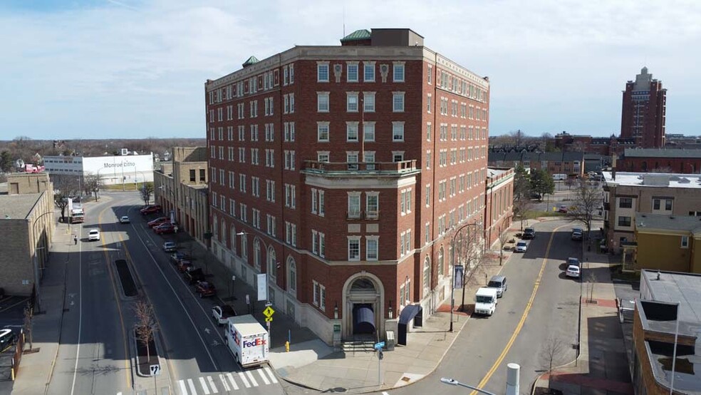 400 Andrews St, Rochester, NY en alquiler - Foto del edificio - Imagen 1 de 17