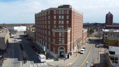 400 Andrews St, Rochester, NY en alquiler Foto del edificio- Imagen 1 de 1