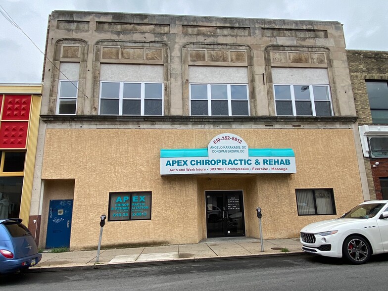 32-36 Garrett Rd, Upper Darby, PA en alquiler - Foto del edificio - Imagen 1 de 8