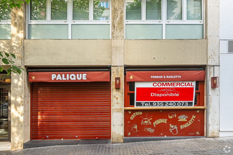 Local en Barcelona, Barcelona en alquiler - Foto del edificio - Imagen 2 de 5