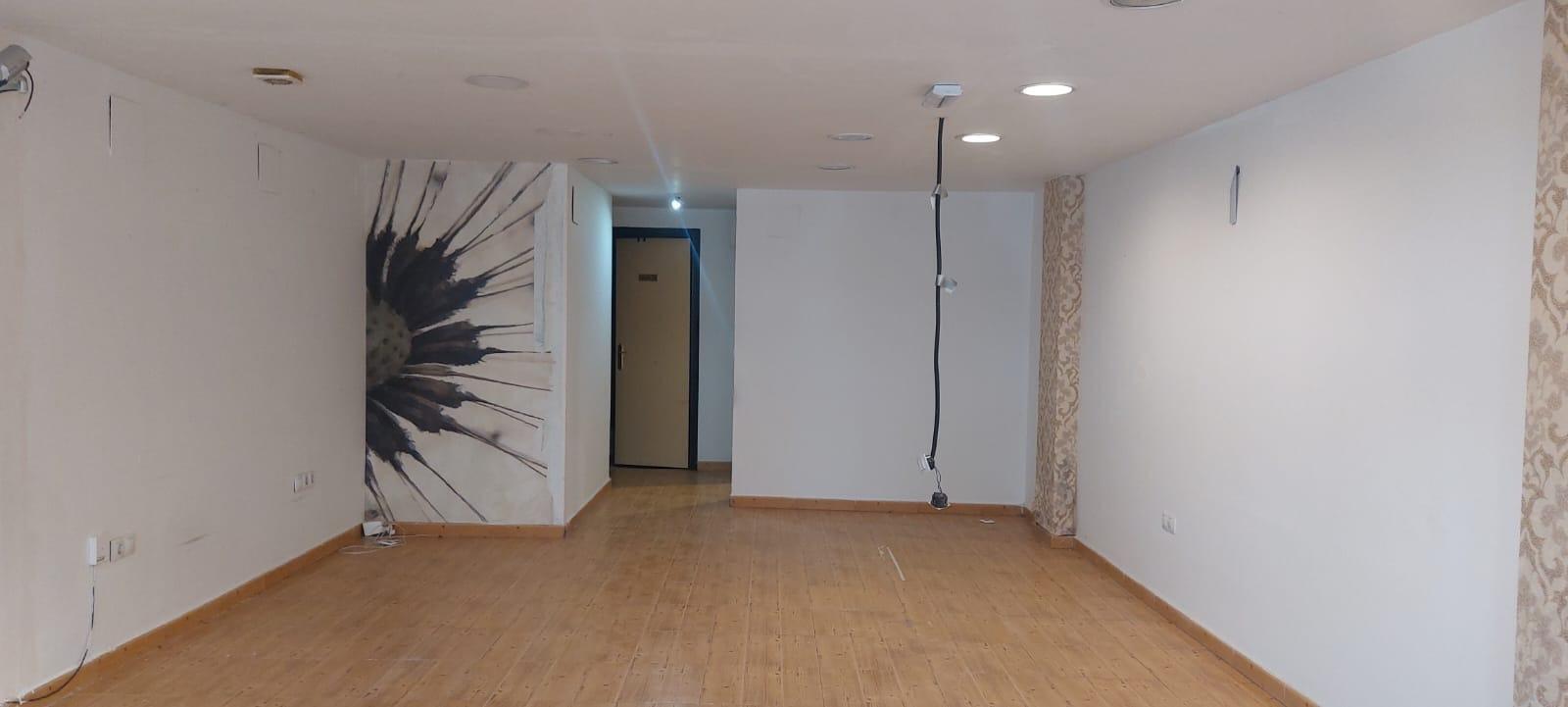 Local en Cáceres, Cáceres en venta Foto del edificio- Imagen 1 de 6