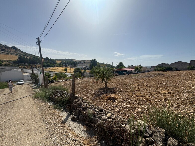 Terreno en Alcalá la Real, Jaén en venta - Foto del edificio - Imagen 3 de 8
