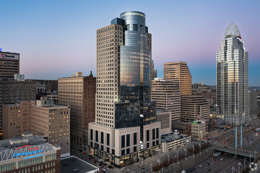 312 Walnut St, Cincinnati, OH en alquiler - Foto del edificio - Imagen 1 de 5