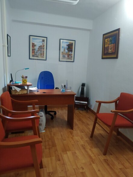 Oficina en Cáceres, Cáceres en venta - Foto principal - Imagen 1 de 5