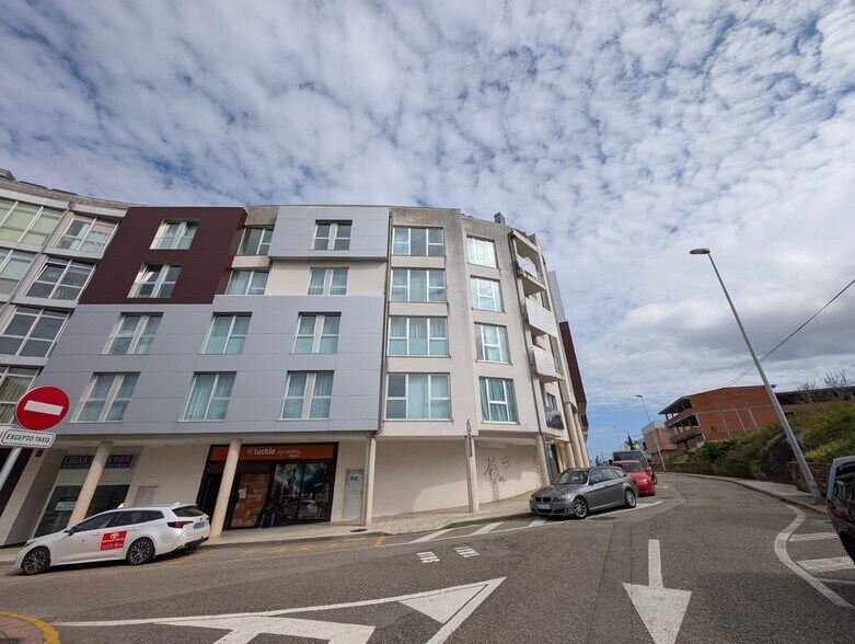 Rúa Do Mariñeiro, 3, Burela, Lugo en venta - Foto del edificio - Imagen 3 de 45