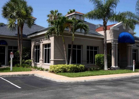 860 111th Ave N, Naples, FL en alquiler - Foto del edificio - Imagen 3 de 5