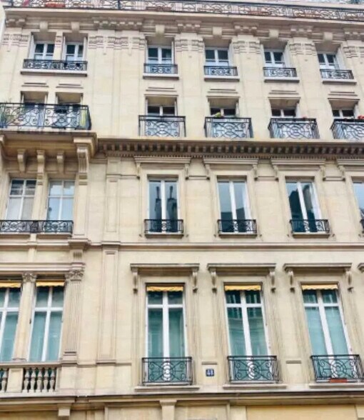 48 Rue De La Bienfaisance, Paris en venta - Foto del edificio - Imagen 1 de 4