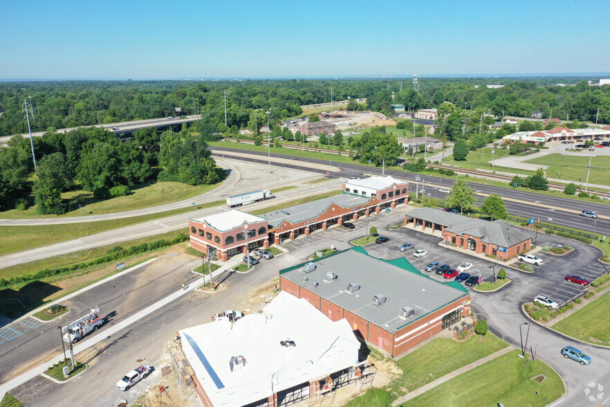 12905-12909 Factory Ln, Louisville, KY en alquiler - Foto del edificio - Imagen 2 de 7