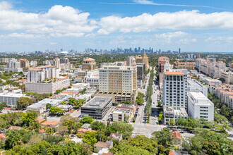 355 Alhambra Cir, Coral Gables, FL - vista aérea  vista de mapa