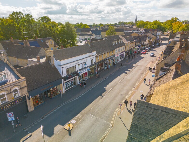 28 High St, Witney en venta - Vista aérea - Imagen 2 de 2