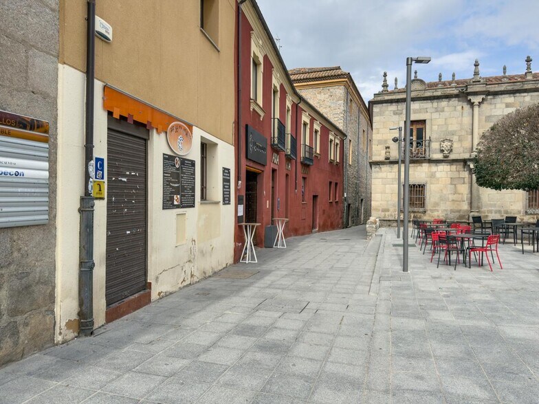 Local en Ávila, Ávila en alquiler - Foto del edificio - Imagen 3 de 4