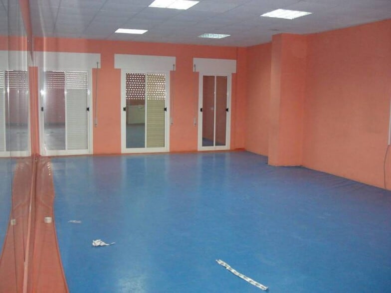 Local en El Ejido, Almería en venta - Foto del edificio - Imagen 3 de 9