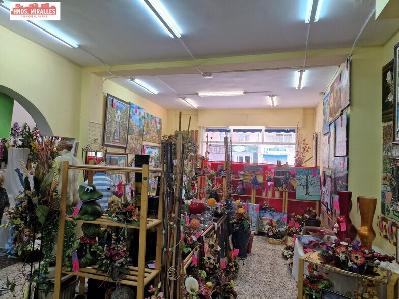 Local en Elche, Alicante en venta - Foto del interior - Imagen 3 de 4