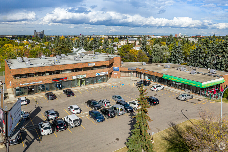 11830 111th Ave, Edmonton, AB en alquiler - Foto del edificio - Imagen 1 de 5