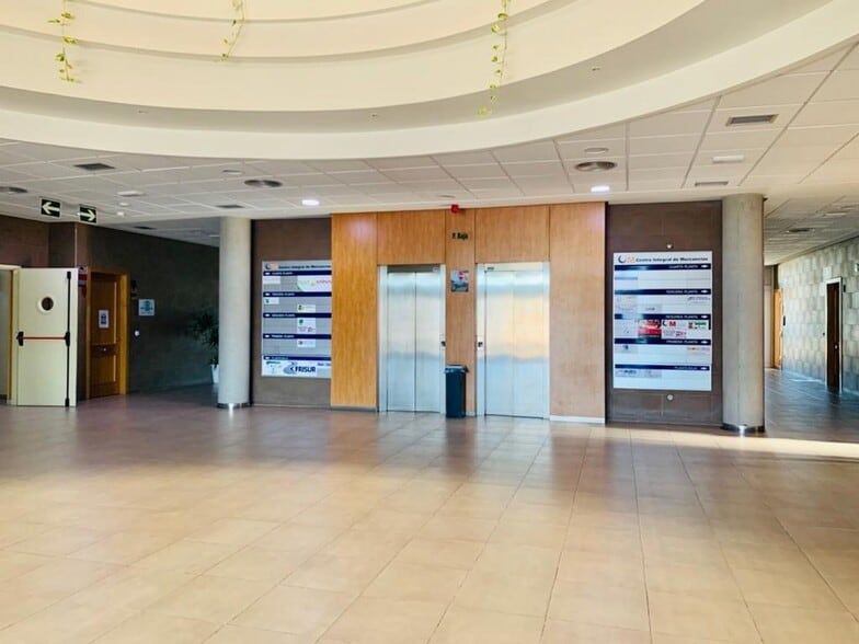 Oficina en El Ejido, Almería en venta - Foto del edificio - Imagen 3 de 10