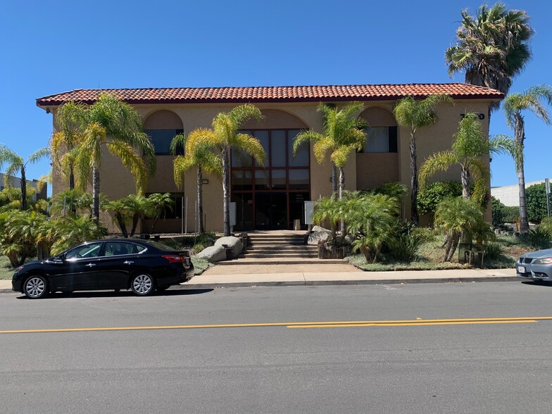 7670 Opportunity Rd, San Diego, CA en alquiler - Foto del edificio - Imagen 1 de 14