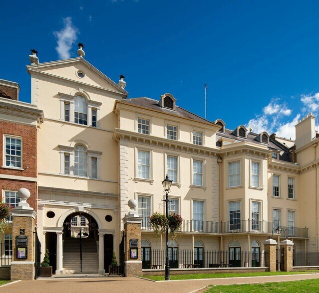 4 Heron Sq, Richmond en alquiler - Foto del edificio - Imagen 1 de 7