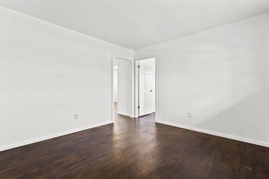 4524 Collins Ave, Dallas, TX en venta - Foto del edificio - Imagen 3 de 13