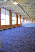 33 S Commercial St, Manchester, NH en alquiler Foto del interior- Imagen 1 de 9