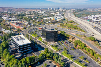 23046 Avenida de la Carlota, Laguna Hills, CA - VISTA AÉREA  vista de mapa