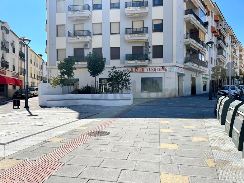 Local en Antequera, Málaga en alquiler - Foto del edificio - Imagen 2 de 6