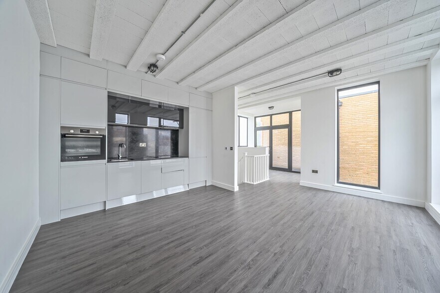 220 Trade Close, London en venta - Foto del interior - Imagen 3 de 4