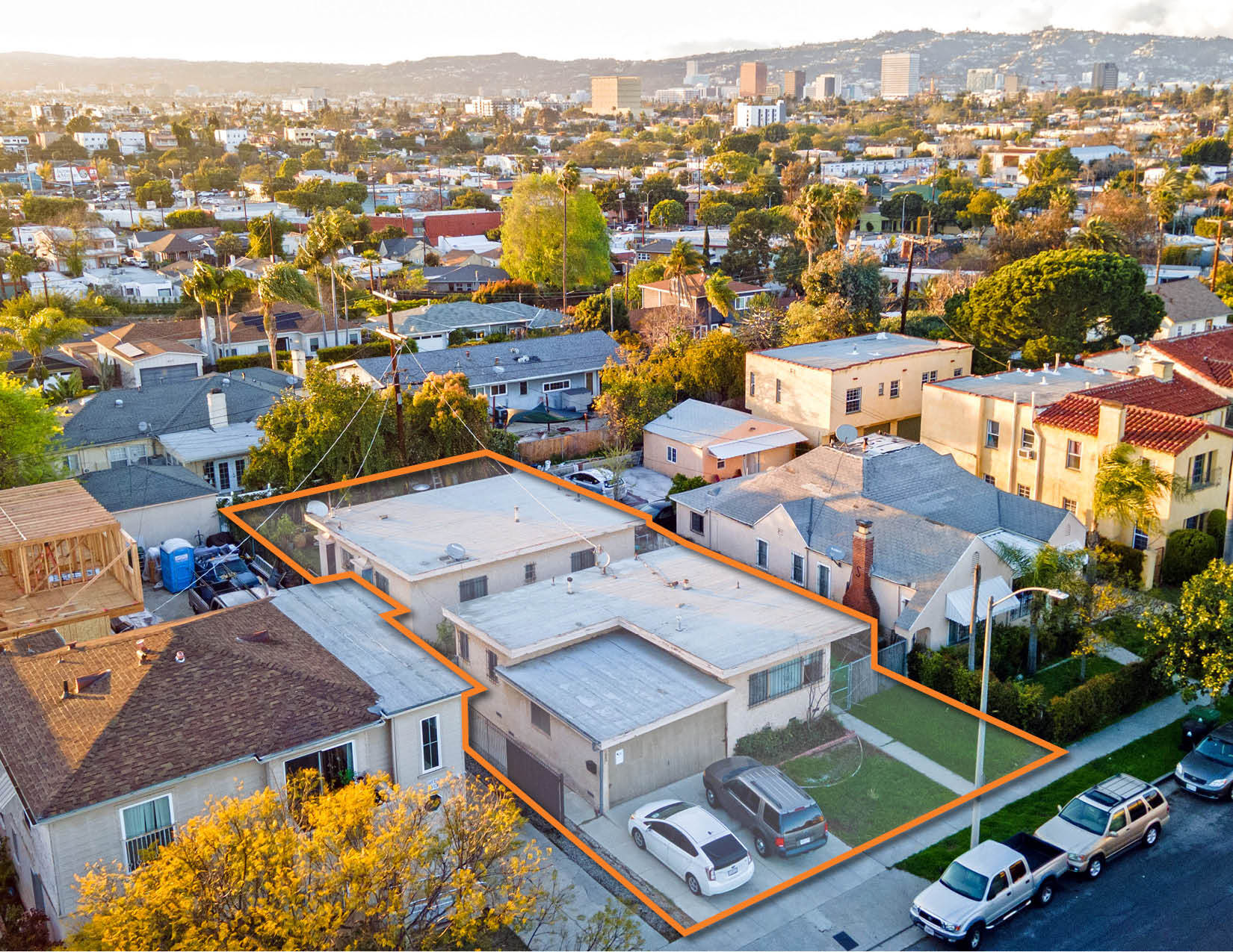 1867 S Cochran Ave, Los Angeles, CA en venta Foto principal- Imagen 1 de 6