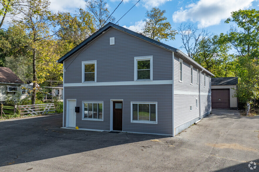 5548 Stewart Ave, Cincinnati, OH en alquiler - Foto del edificio - Imagen 1 de 12