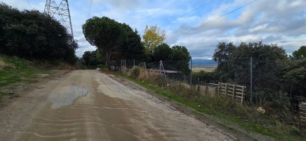 Terreno en El Escorial, Madrid en venta - Foto del edificio - Imagen 3 de 10