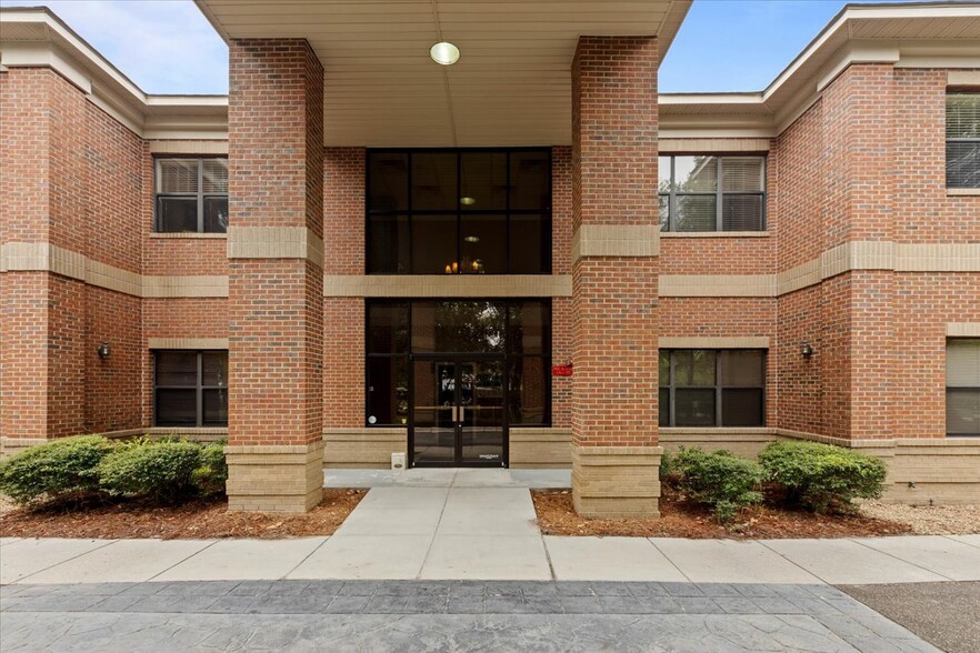 2477 Tim Gamble Pl, Tallahassee, FL en venta - Foto del edificio - Imagen 3 de 50