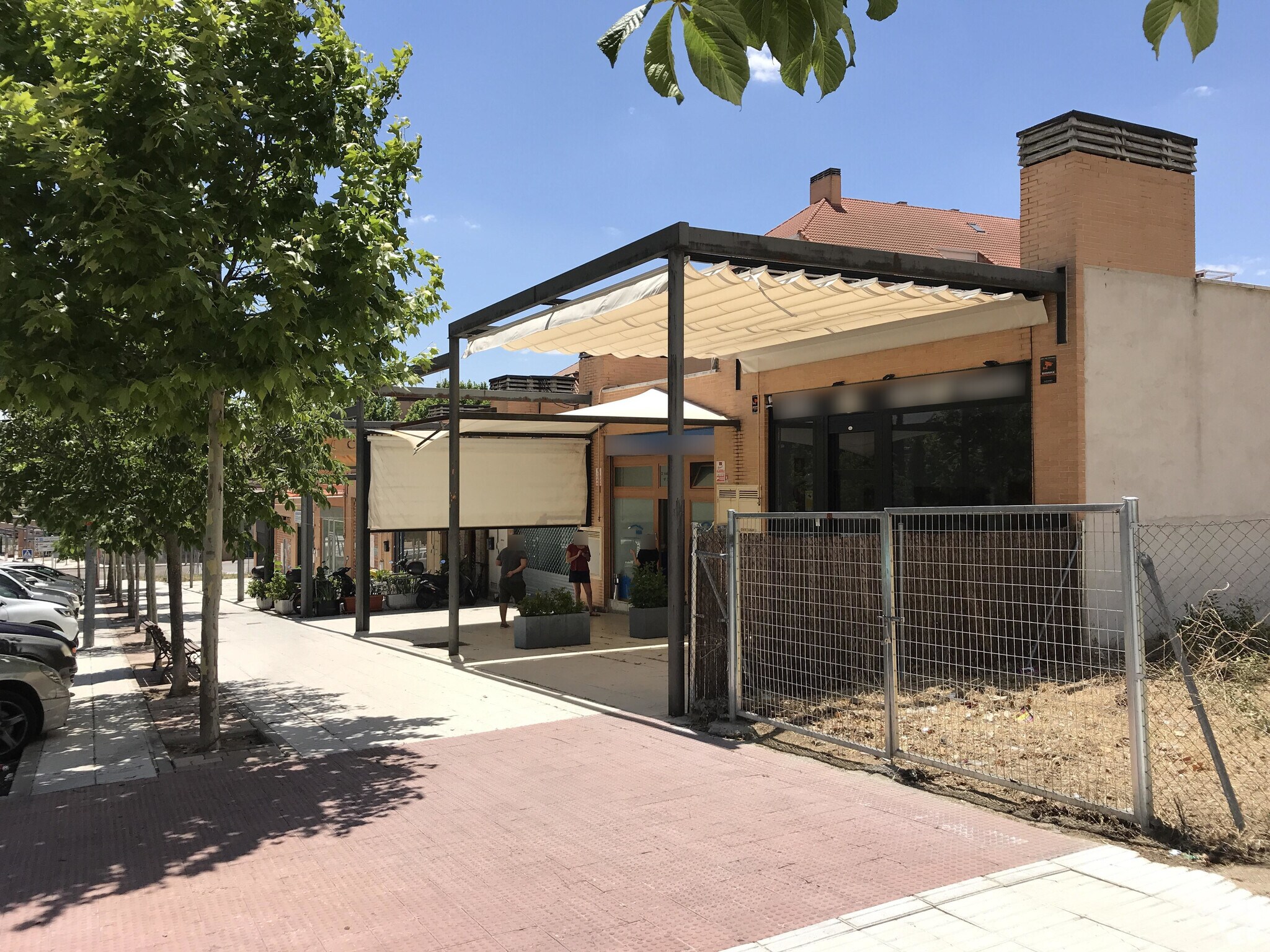 Local en Boadilla del Monte, Madrid en venta Foto del edificio- Imagen 1 de 5