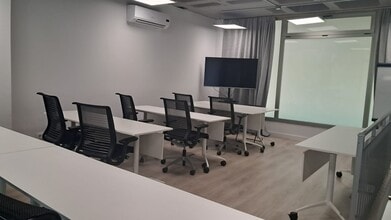 Calle Juan Carlos i, 13 Local 47, Alcalá de Henares, Madrid en alquiler Foto del interior- Imagen 1 de 2